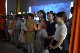 Учащиеся нашей школы - участники домашнего концерта в библиотеке им.Н.К.Крупской.
