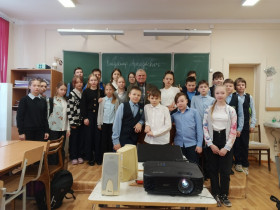Всероссийский урок по ОБЖ: пятиклассники встретились с участником ликвидации последствий аварии на ЧАЭС.
