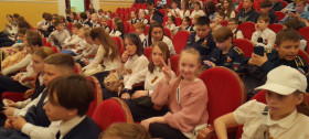 Общешкольный культпоход: ученики школы №71 посетили Национальный театр УР.